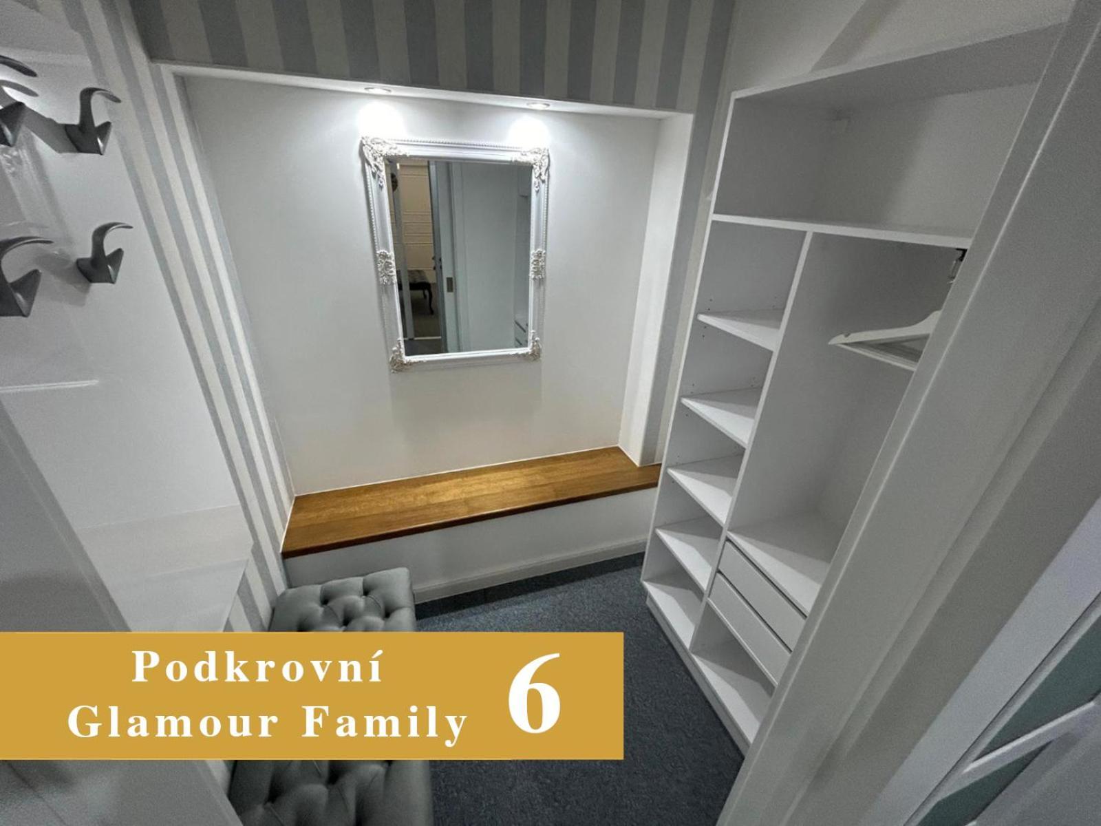 Efipa Glamour Apartments Plzeň Exteriör bild